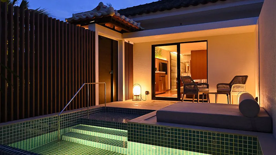 FUSAKI BEACH RESORT HOTEL & VILLAS