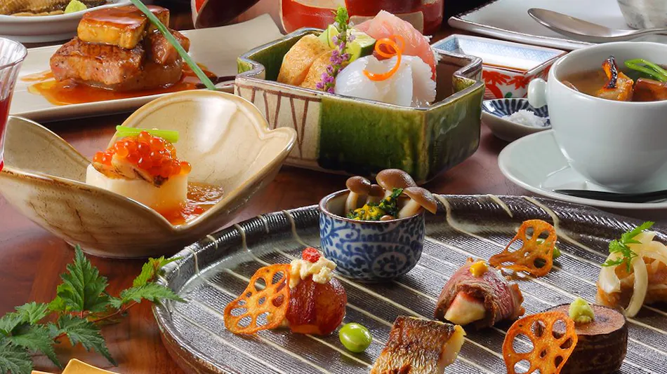 Izu Kogen Onsen Lucy Kiki: Enjoy In-Room Dining with Open-Air Bath