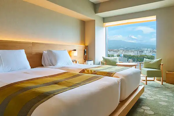 ซูพีเรีย ทวิน