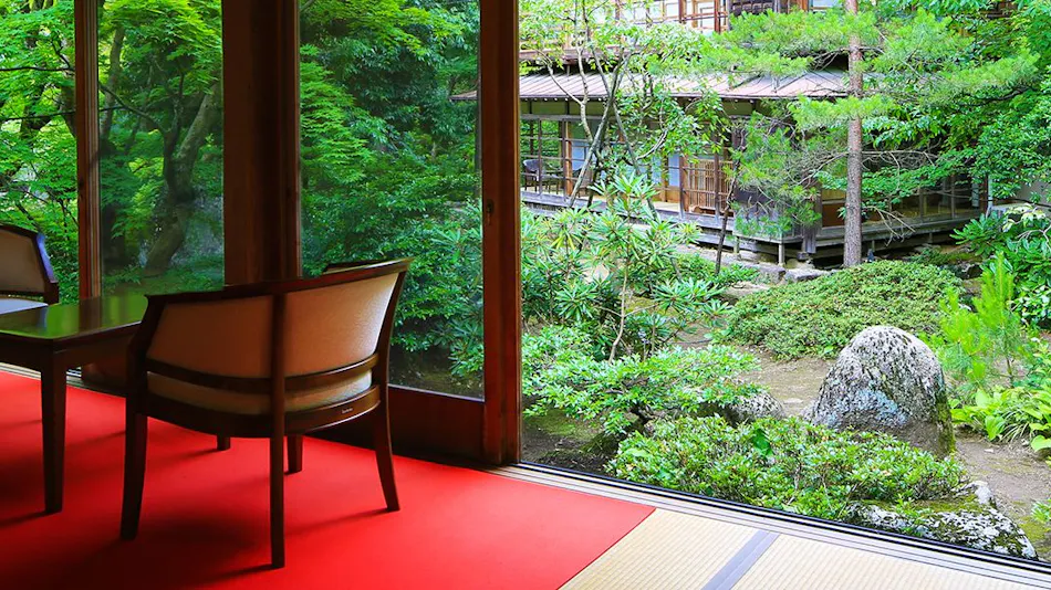 A Tranquil Forest Retreat with Historic Cultural Property Villas