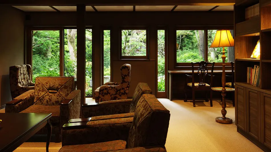A Tranquil Forest Retreat with Historic Cultural Property Villas