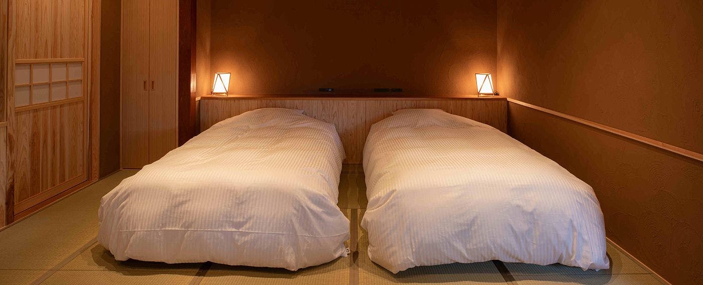 静かな森と文化財離れの宿　環翠楼