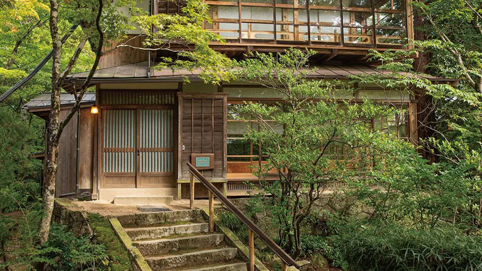 A Tranquil Forest Retreat with Historic Cultural Property Villas