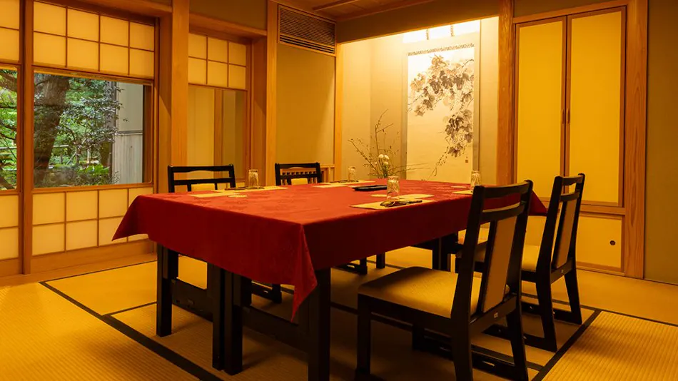 A Tranquil Forest Retreat with Historic Cultural Property Villas