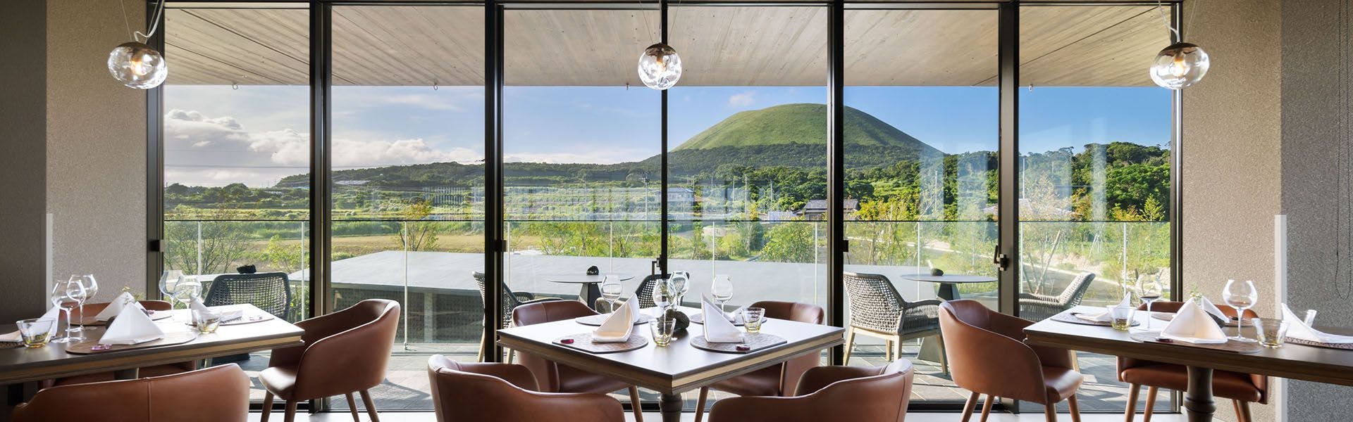 GOTO RETREAT ray by Onkochishin