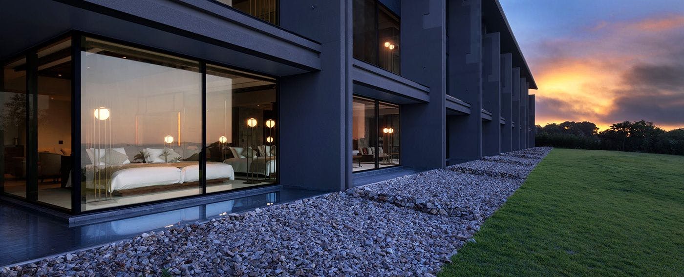 GOTO RETREAT ray by Onkochishin