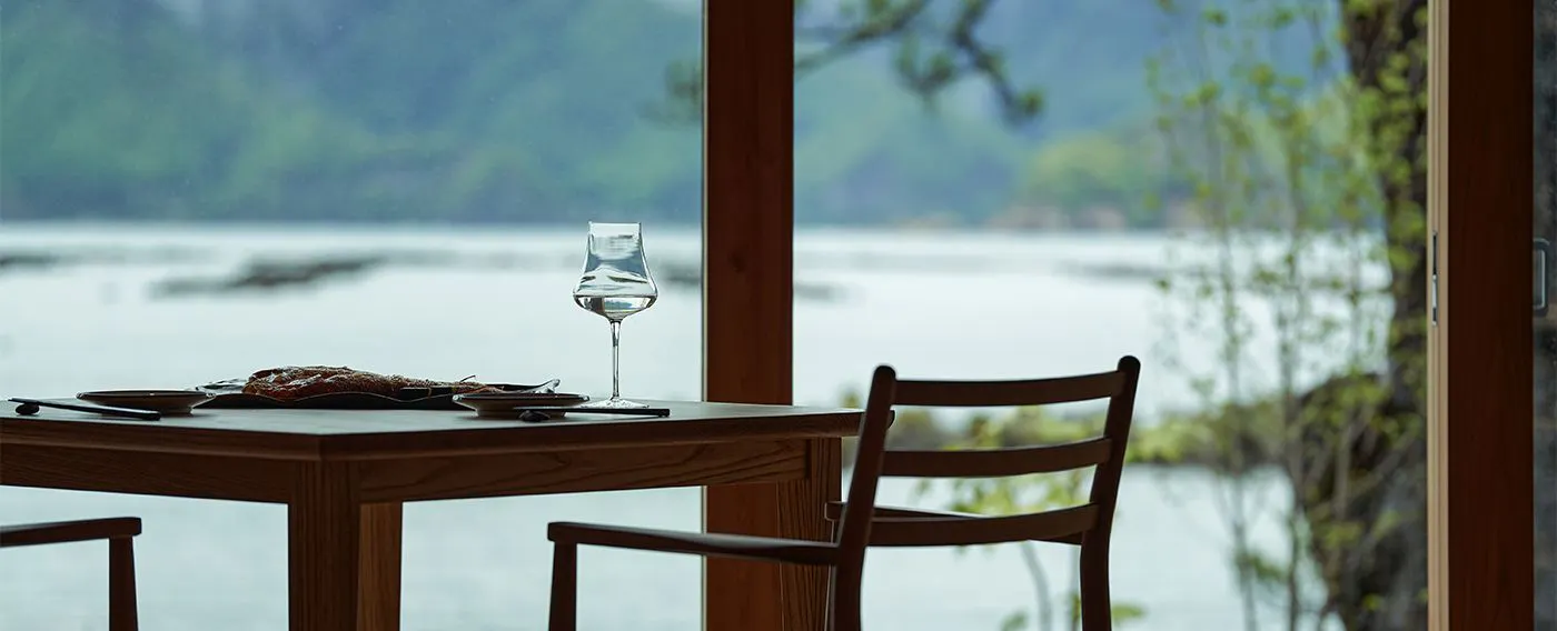 Rupa luar & pintu masuk