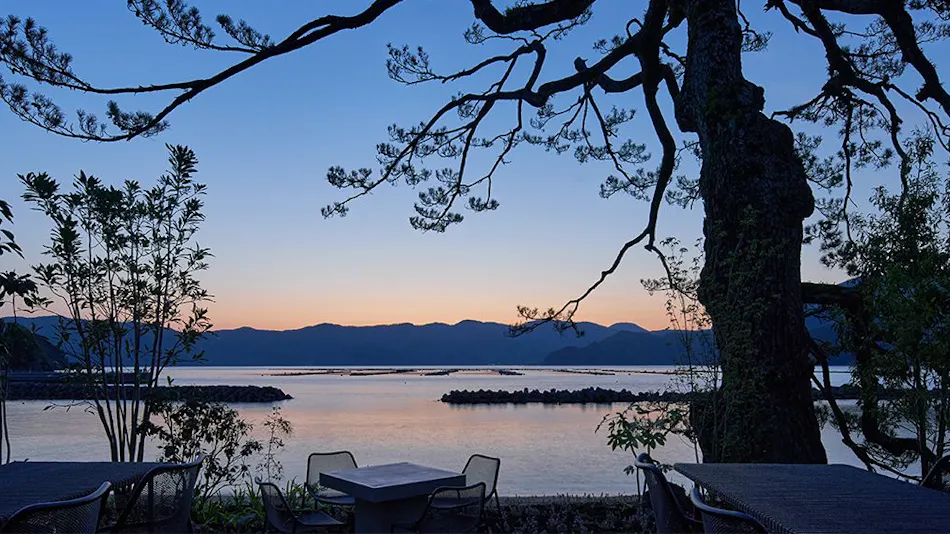 Wakasa Kajitsu: An Inn to Enjoy the Sea, Cuisine, and Culture of Miketsukuni Wakasa