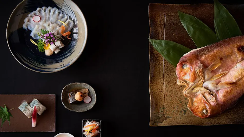 Wakasa Kajitsu: An Inn to Enjoy the Sea, Cuisine, and Culture of Miketsukuni Wakasa