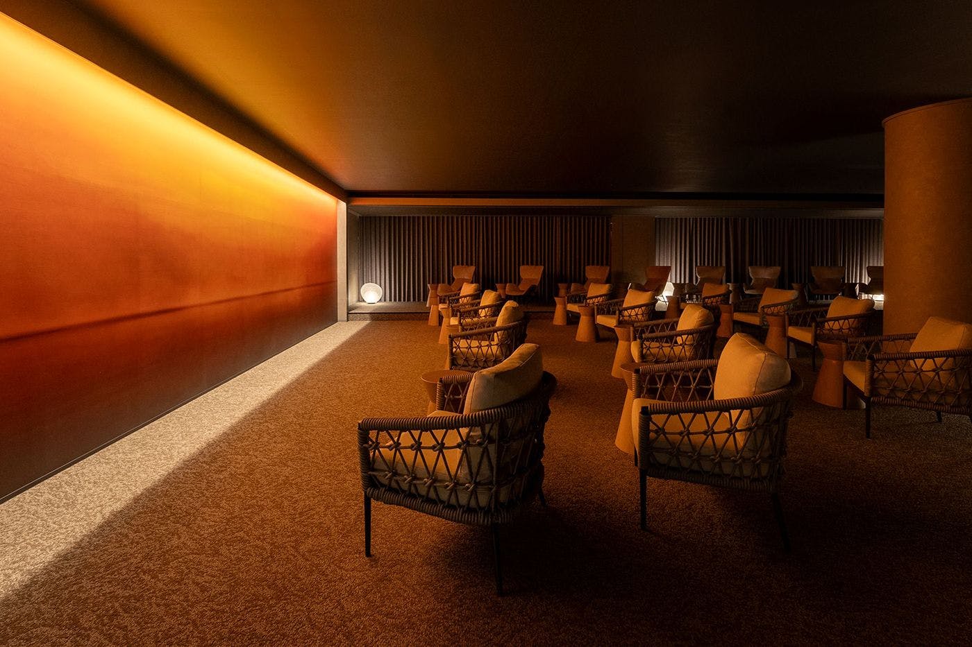 Lounge Mata air panas