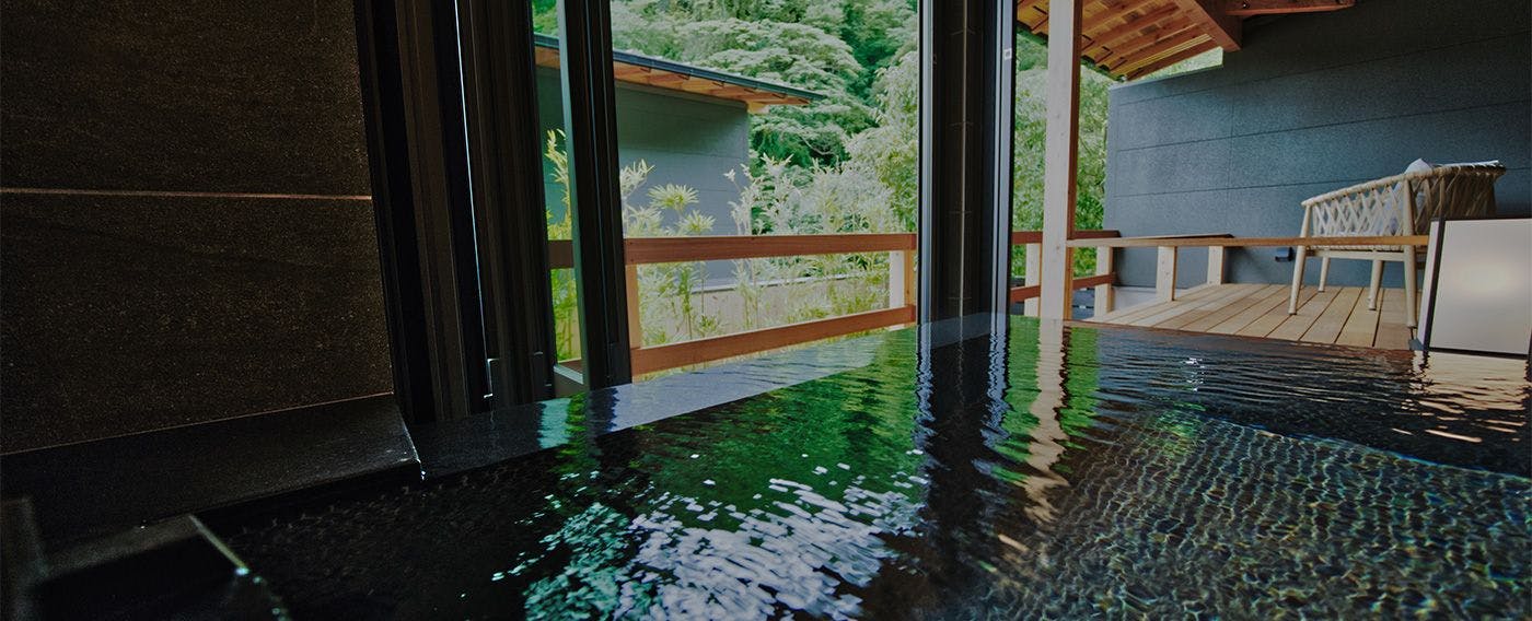 Mastlamp: A Small Hotel with Natural Hot Spring Flow