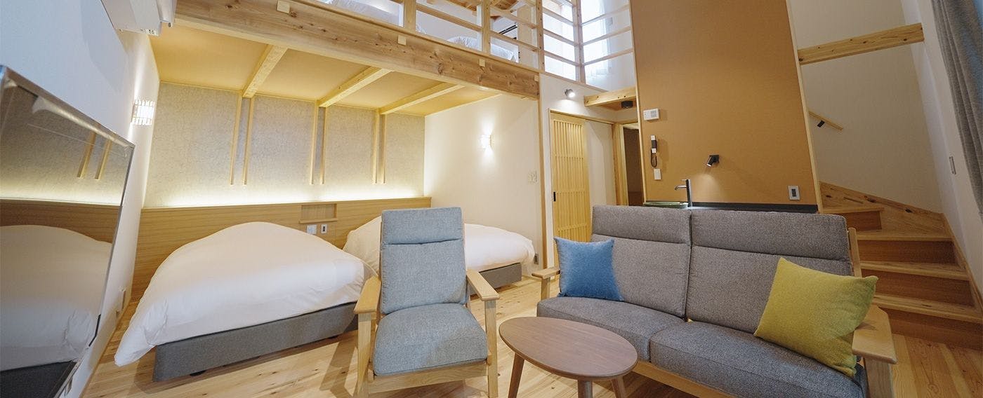 Mastlamp: A Small Hotel with Natural Hot Spring Flow