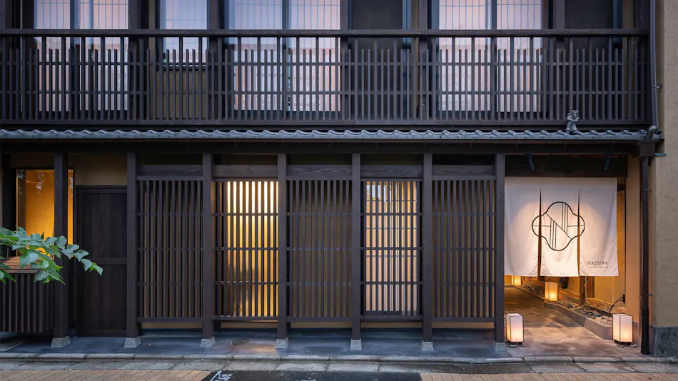 Nazuna Kyoto Higashi Honganji