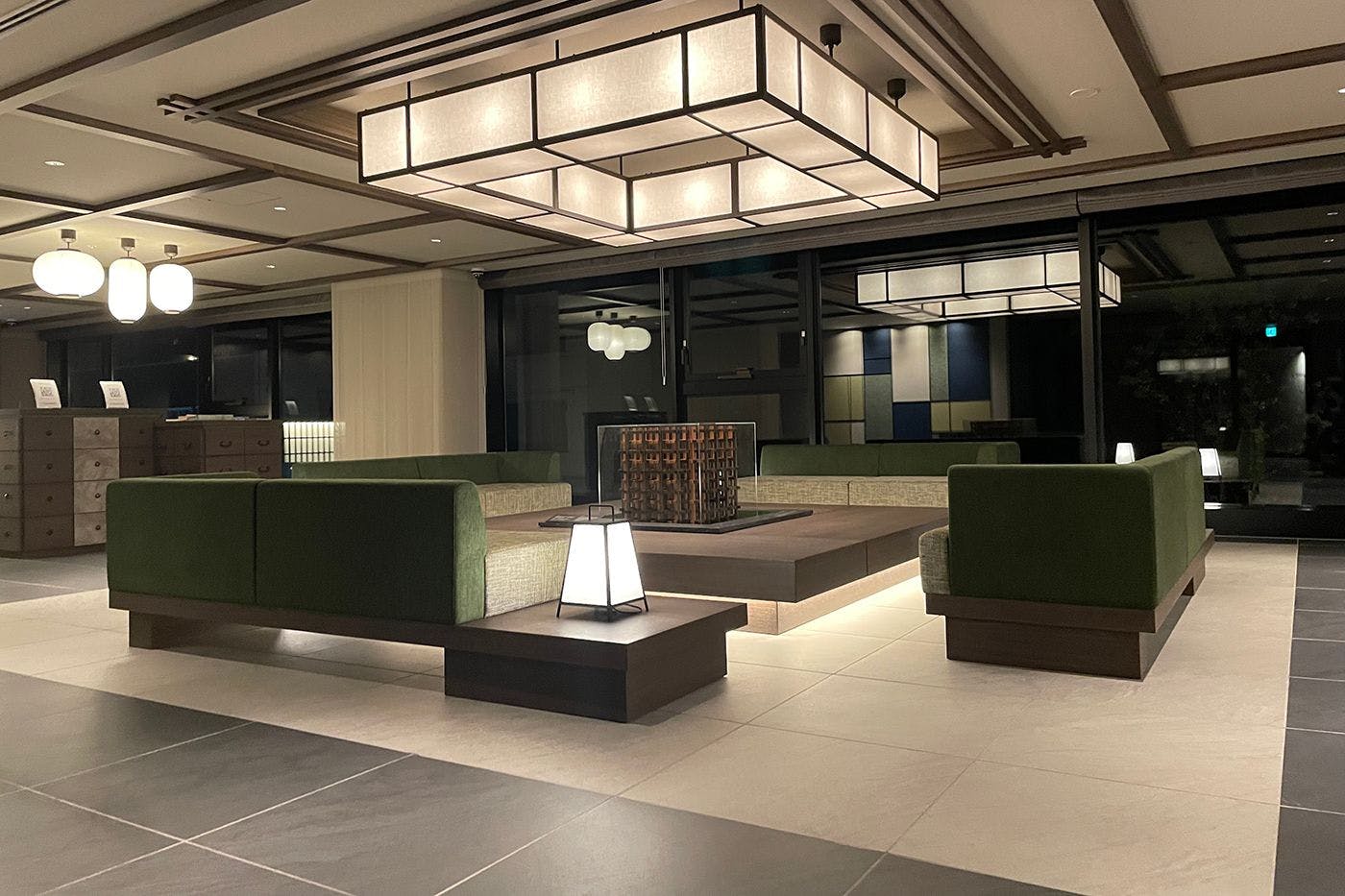 ロビーラウンジ