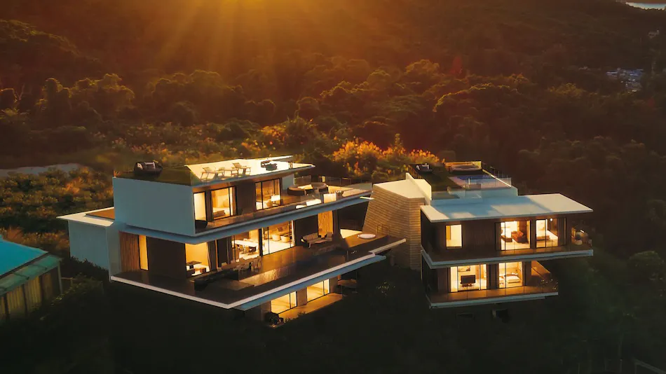 ESQVA THE HEAVENS OKINAWA