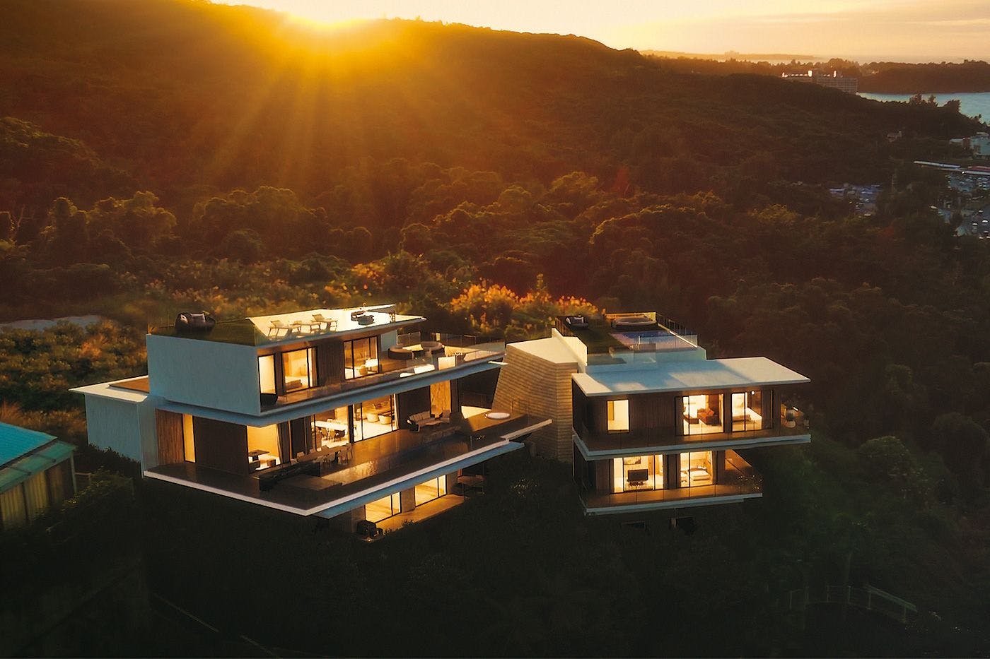 ESQVA THE HEAVENS OKINAWAの外観