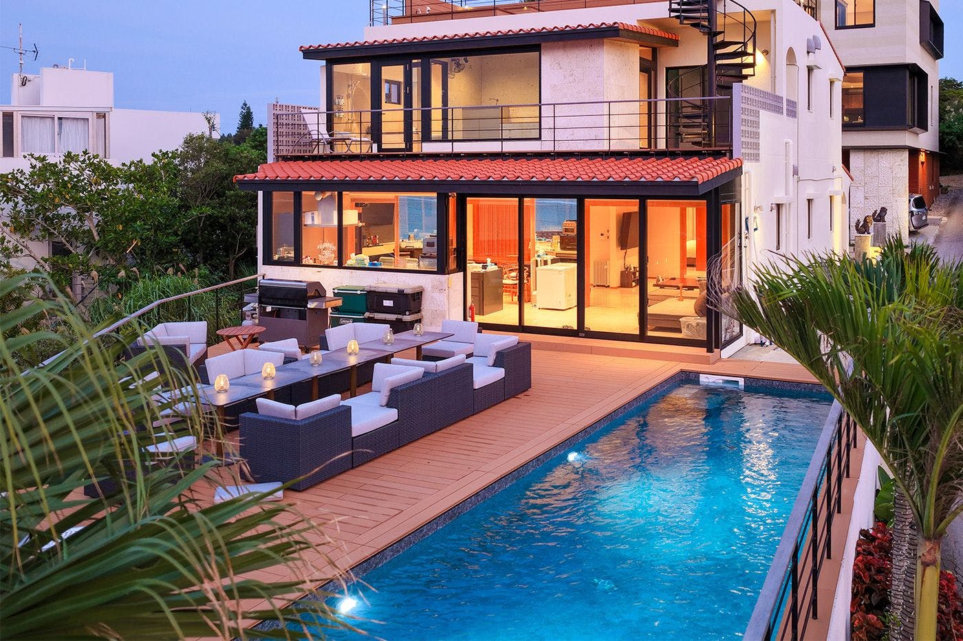 ESQVA THE HEAVENS OKINAWA