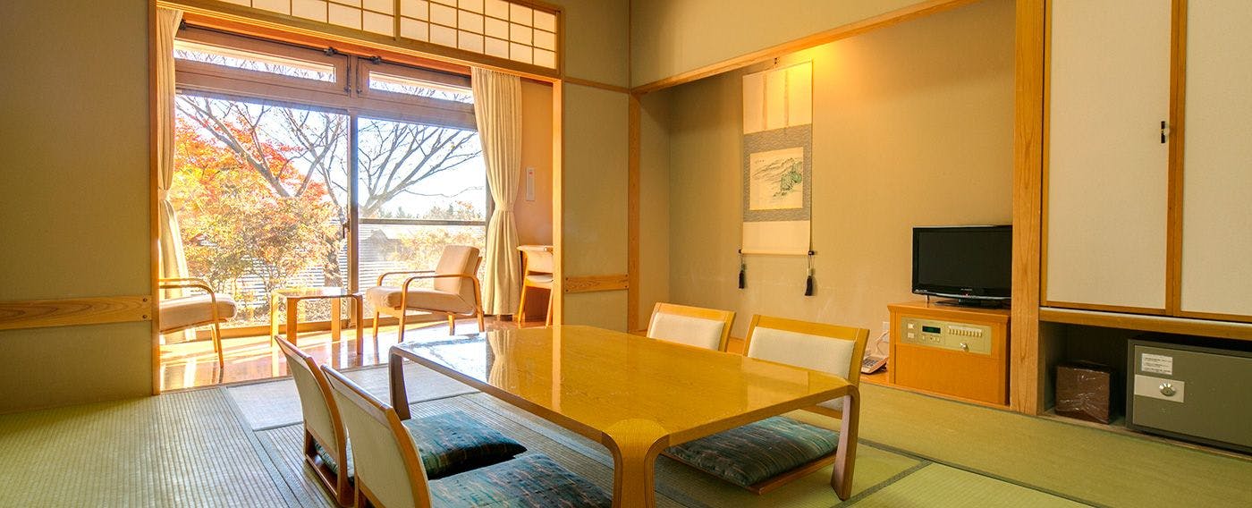 Forest Resort Conifer Iwabitsu