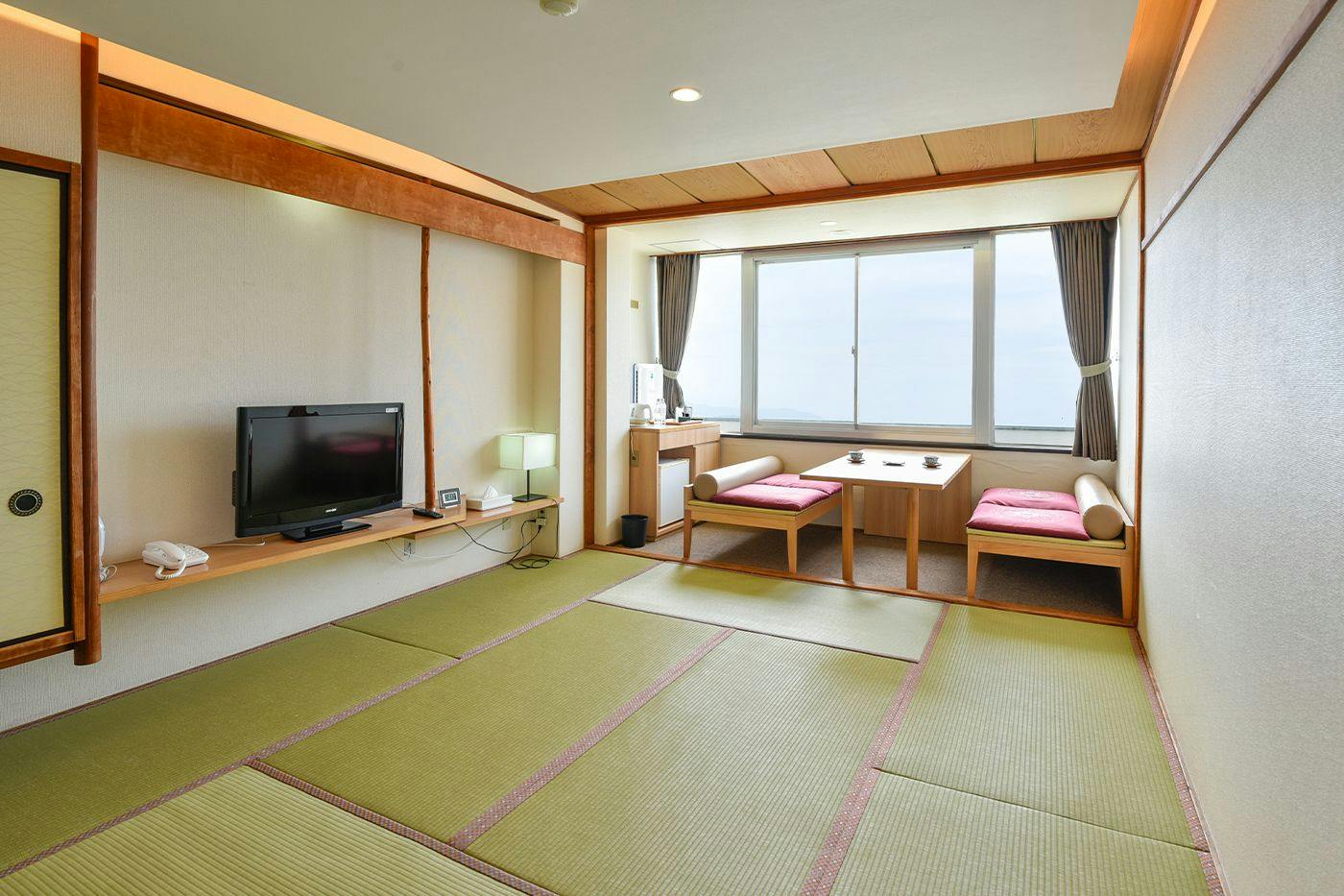Tateyama Onsen Sunset Coast Shokaku