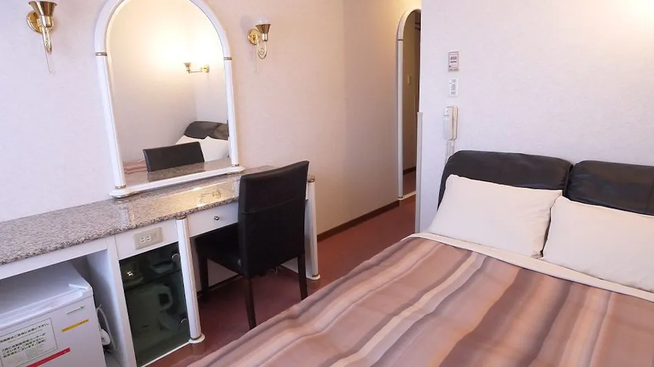 U Community Hotel