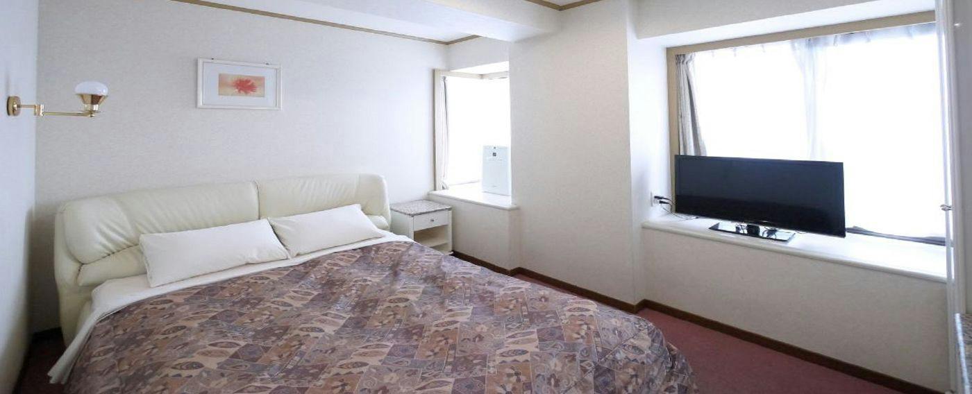 U Community Hotel