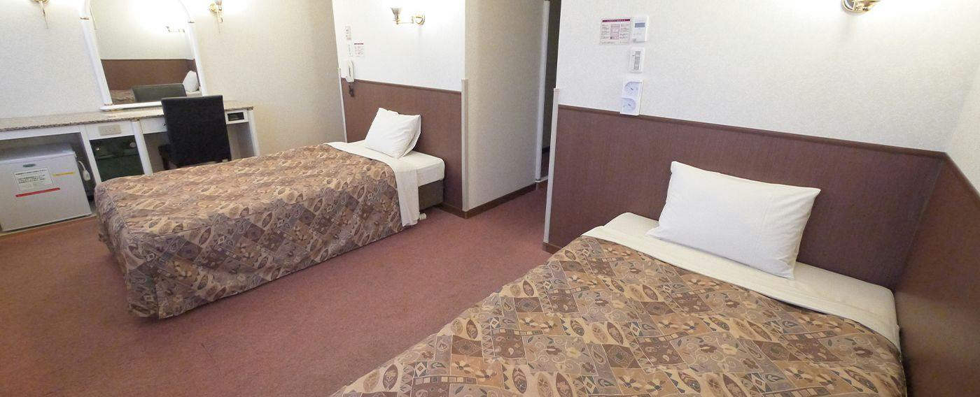U Community Hotel