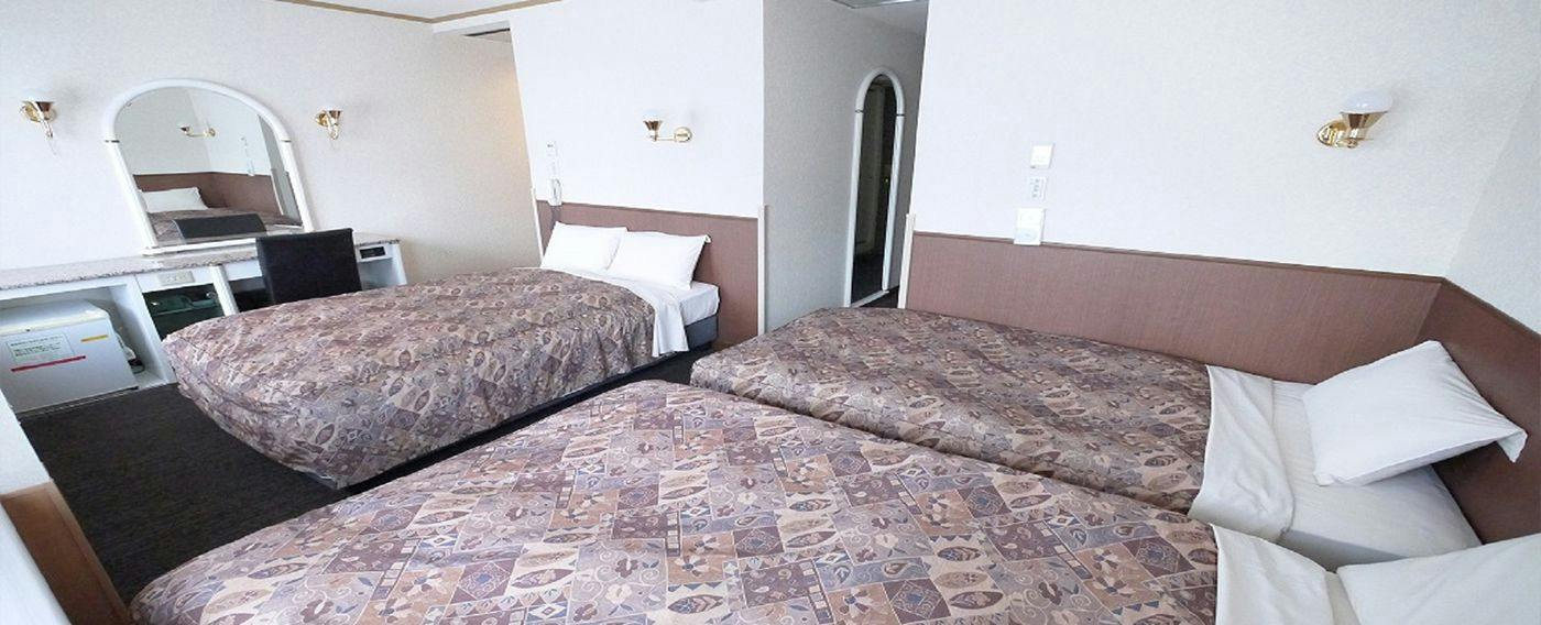 U Community Hotel