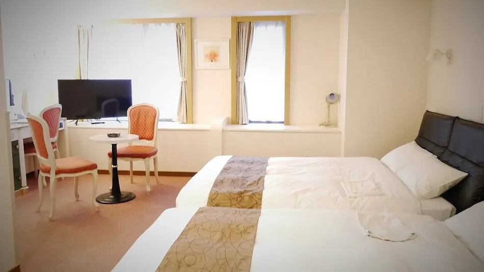 U Community Hotel