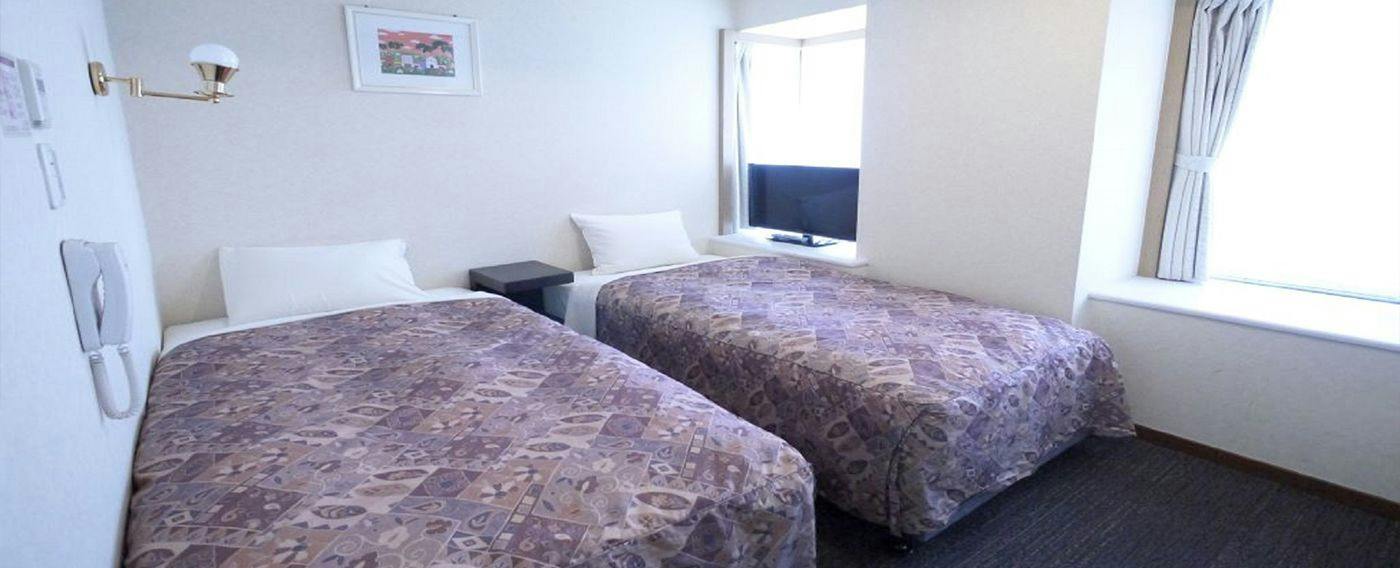 U Community Hotel