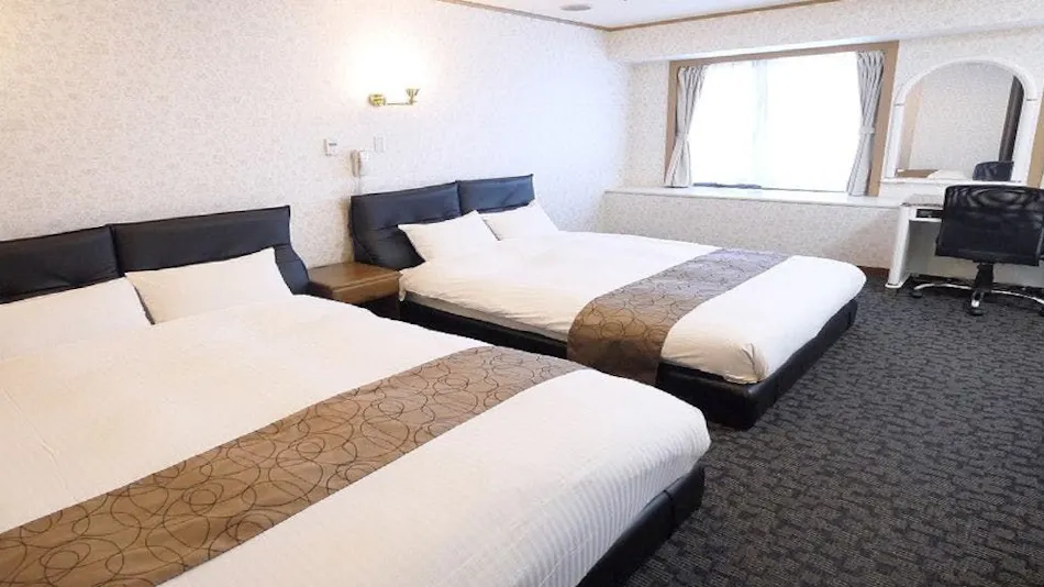 U Community Hotel