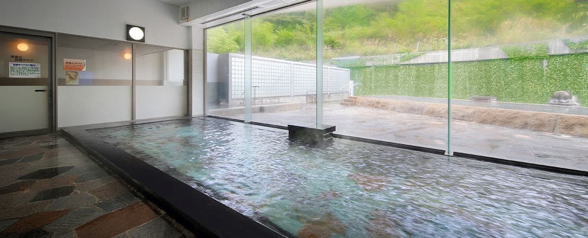 ห้องอาบน้ำรวม