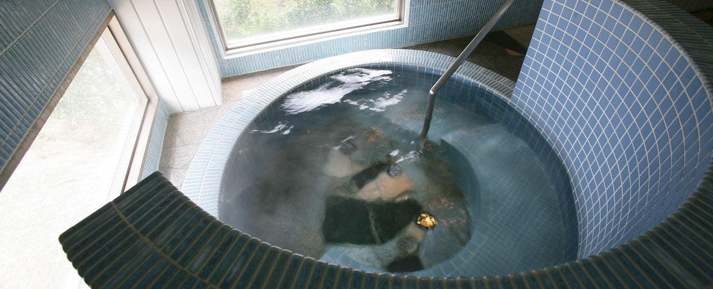 ออนเซ็นถ้ำ