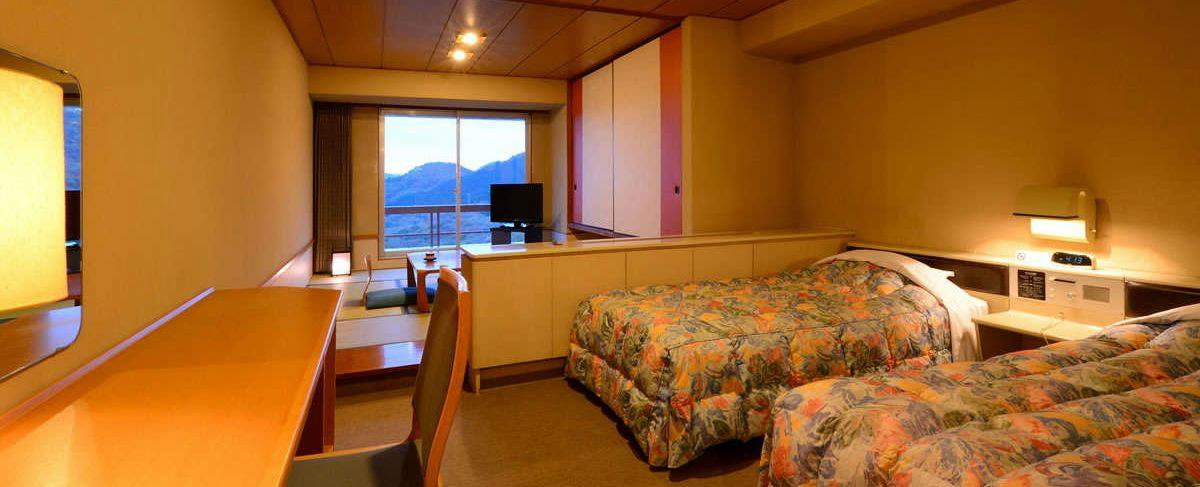 Sakunami Onsen La Raku Resort Hotel Green Green - Accommodation ...