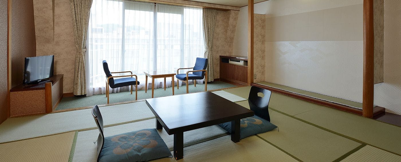 Itoen Hotel Main Building