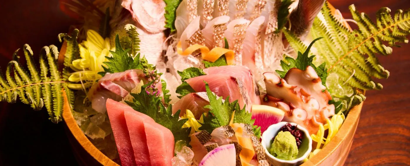 Thập cẩm sashimi