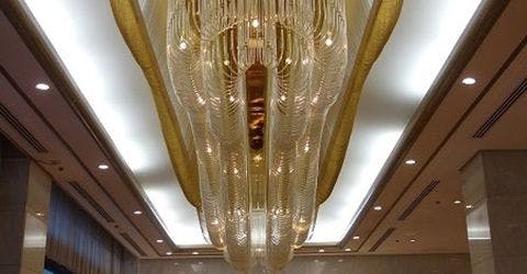 โคมไฟระย้าห้องรับรอง