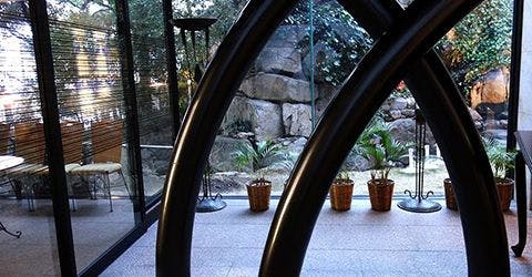 ใต้บันไดวน