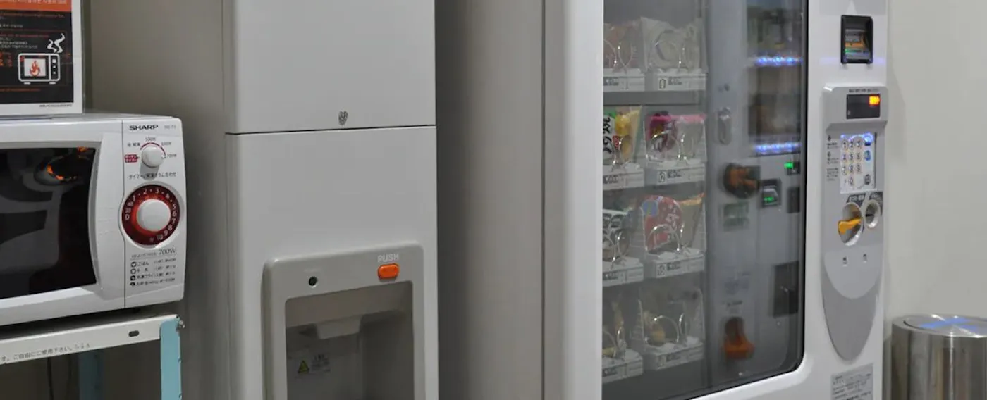 ไมโครเวฟ เครื่องทำน้ำแข็ง เครื่องจำหน่ายสินค้าอัตโนมัติ