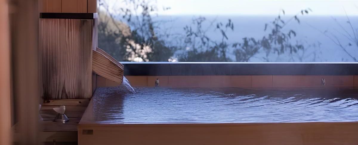Takami Hotel: Inn with Spectacular Views and Open-Air Baths
