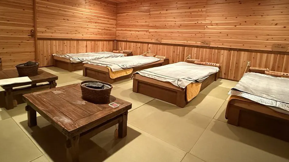 Takami Hotel: Inn with Spectacular Views and Open-Air Baths