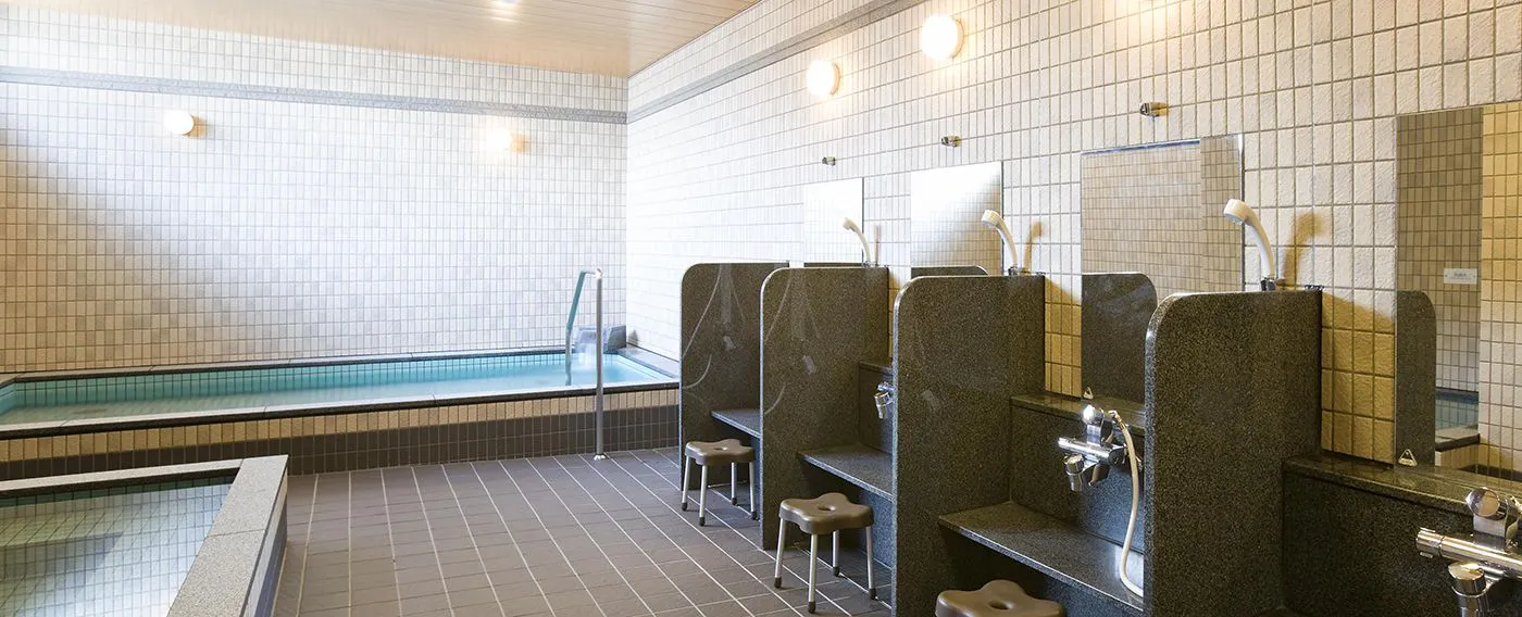 ห้องอาบน้ำสาธารณะขนาดใหญ่ 'Onshūhama no Yu'