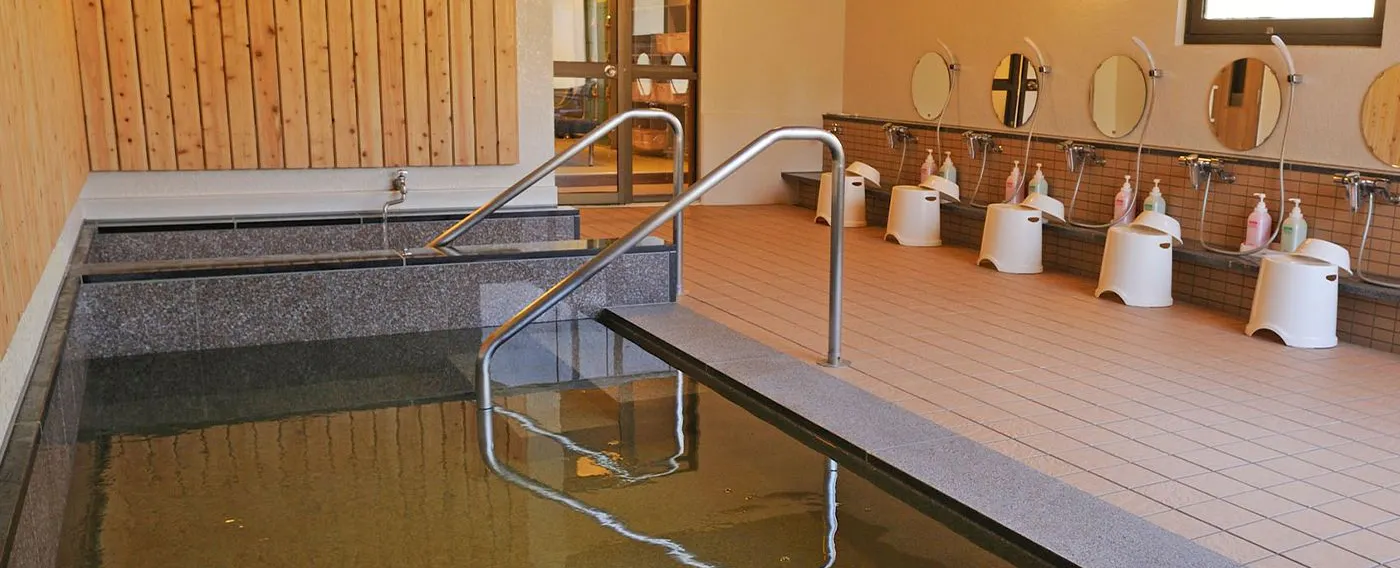 ผ่อนคลายและเพลิดเพลินกับน้ำอุ่นที่ทำให้ทั้งใจและกายอบอุ่น