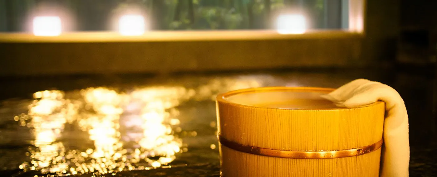 น้ำพุร้อนธรรมชาติ