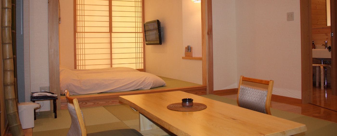 Ichinoseki Onsen Yamasakura Momo no Yu