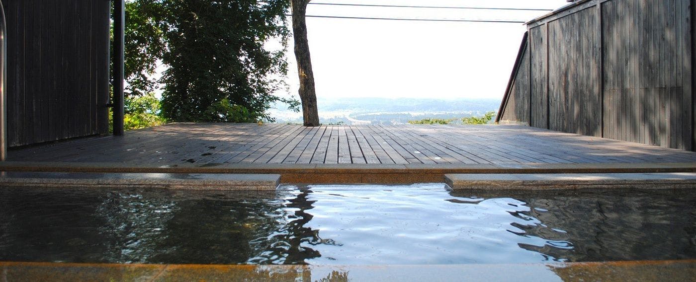 Ichinoseki Onsen Yamasakura Momo no Yu