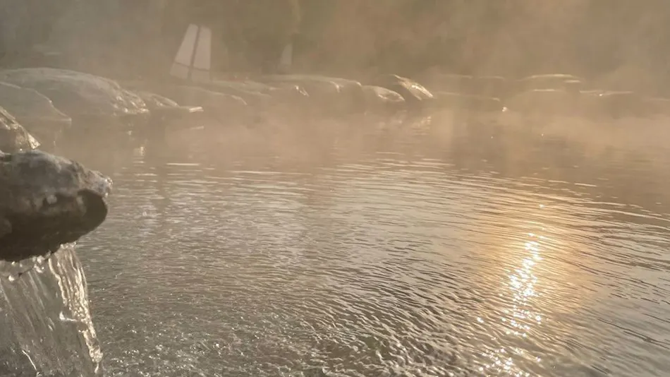 Fontana no Oka Kamou: The Scent of Wood and Beautiful Hot Springs
