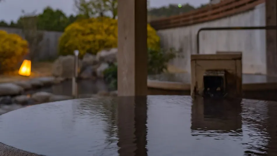 Fontana no Oka Kamou: The Scent of Wood and Beautiful Hot Springs