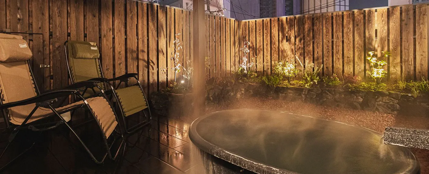 ห้องอาบน้ำรวมขนาดใหญ่สำหรับผู้ชาย ชั้น 3F