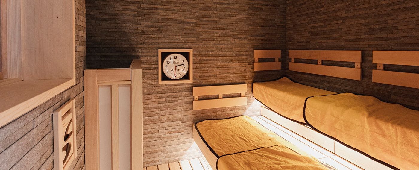 ห้องอาบน้ำรวมขนาดใหญ่สำหรับผู้ชาย ชั้น 3