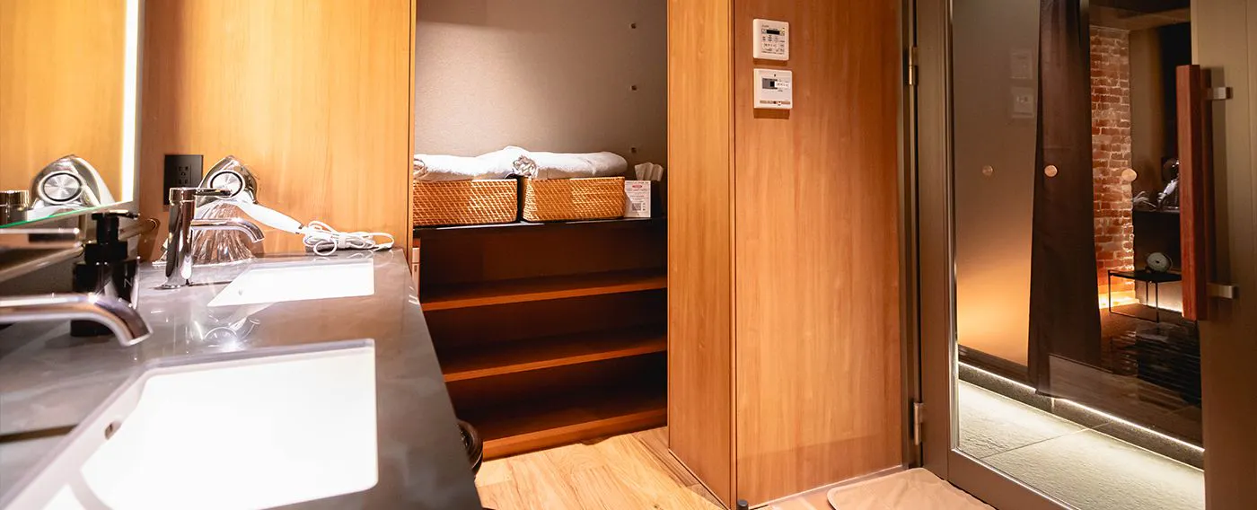 พื้นที่ล้างหน้าและเปลี่ยนเสื้อผ้า